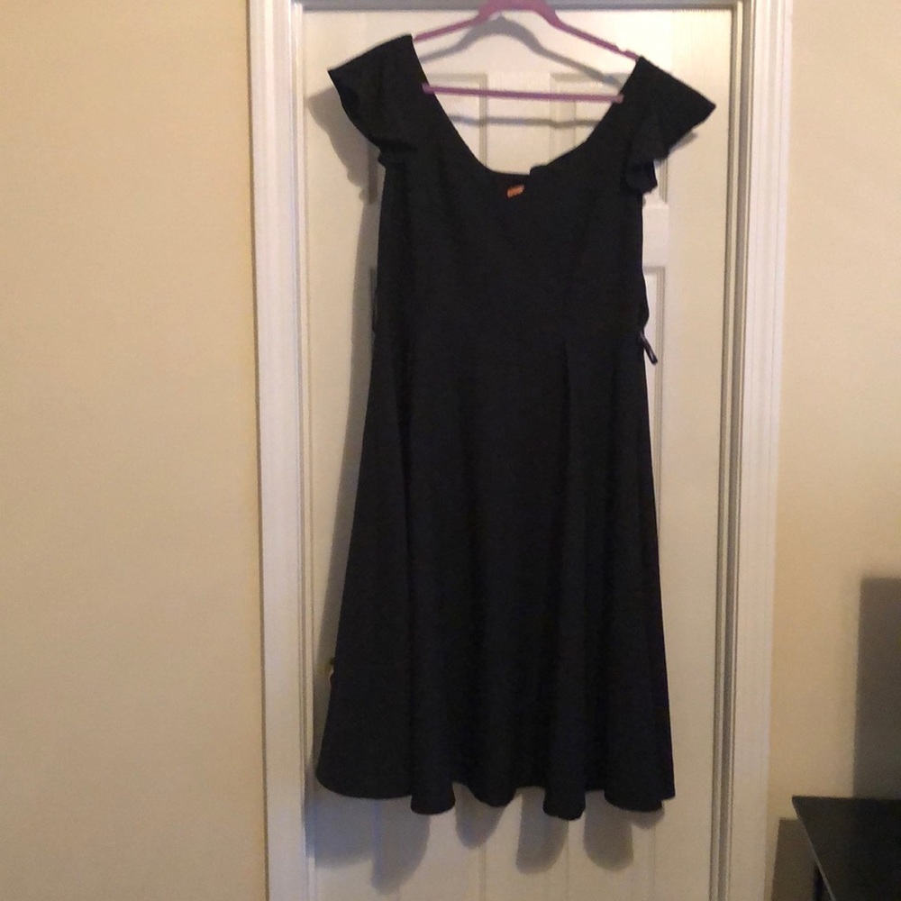 City Chic dress
